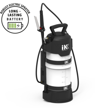 IK e MULTI Pro 12 electric pressure sprayer with white graduated tank, black compressor unit, hose and lance, alongside a long-lasting battery graphic.